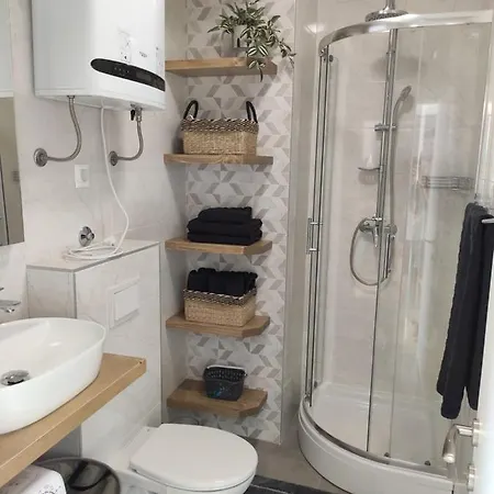 Sara 2 Betina (Sibenik-Knin)