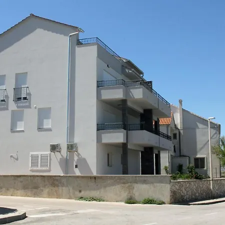 Apartment Sara 2